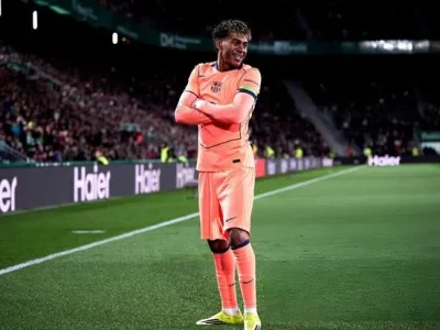 Lamine Yamal bật mí cuộc sống đời thường: ‘Tôi cũng chỉ là một thanh niên 18 tuổi bình thường’