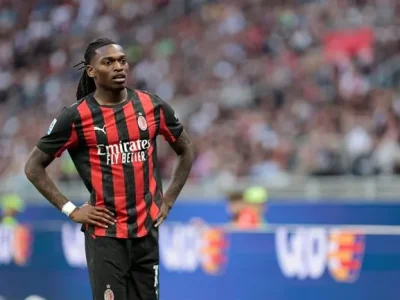 Di Canio nổi giận: ‘Leao lười biếng, mải mê thời trang hơn bóng đá, Milan sẵn sàng bán!’