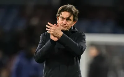 HLV Thomas Frank bức xúc: 'Chuyển nhượng thật không đơn giản như trong game' 1